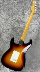 Fender Limited Edition Vintera II Road Worn ‘60s Stratocaster -3-Color Sunburst - #MX26034561【3.49kg】_8