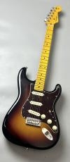 Fender 【新製品!】American Professional Stratocaster -3-Color Sunburst / Maple-#US26046580【3.74kg】_3