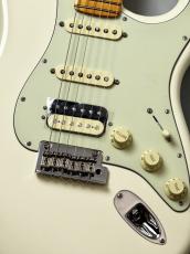 Fender 【新製品!】American Professional Stratocaster HSS -Olympic White / Maple-#US26025254【3.68kg】_2