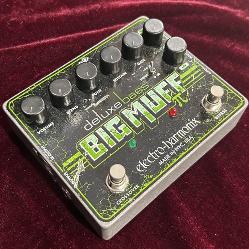 Electro-Harmonix DELUXE BASS BIG MUFF PI