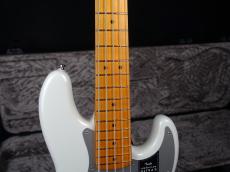 Fender American Ultra II Jazz Bass V Avalanche_6