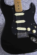 Fender FSR American Ultra II Stratocaster Roasted Maple / Black [#US25008947][3.59kg]【限定モデル】