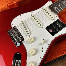 Fender American Vintage II 1965 Stratocaster Candy Apple Red_4