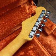 Fender American Vintage II 1965 Stratocaster Candy Apple Red_11