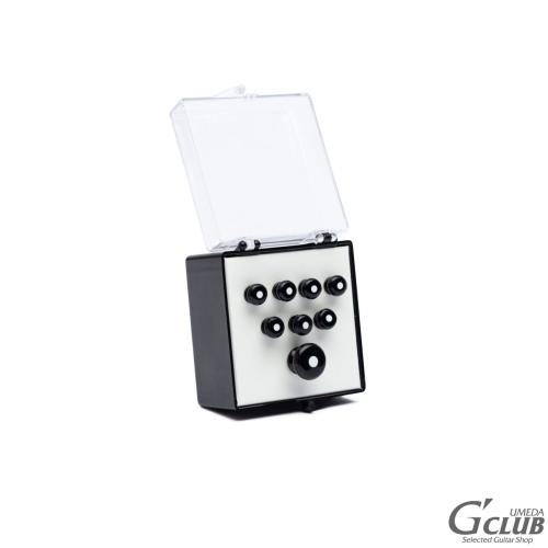 Martin Inlaid Bridge & Endpins – Black/White #18APP21【1833SOHP G-CLUB UMEDA】