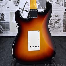 Fender 【ギグバッグプレゼント!!】American Vintage II 1961 Stratocaster -3 Color Sunburst-【V2563756】_3