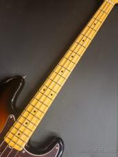 Fender American Professional Precision Bass -3-Color Sunburst/Maple Fingerboard-【4.05kg】_5