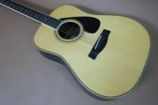YAMAHA L-10 / 初期 Model・Original Gold TM-50G・Solid Ezo Spruce Top・Solid Jacaranda Side and Back・Ebony Fingerboard & Bridge・Mahogany NEck・Small Pick-guard【With Yamaha Hard Case】1978年製_3