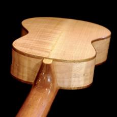 KOU ukulele Concert D model - Curly Maple_7