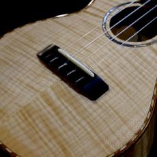KOU ukulele Concert D model - Curly Maple_8