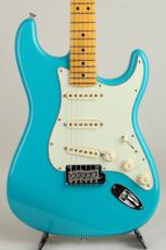 Fender American Professional II Stratocaster Maple Fingerboard Miami Blue 2020