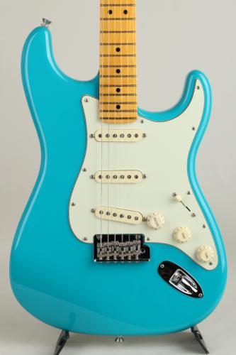 Fender American Professional II Stratocaster Maple Fingerboard Miami Blue 2020