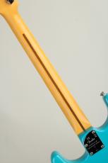 Fender American Professional II Stratocaster Maple Fingerboard Miami Blue 2020_6