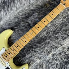 Fender Player II Stratocaster Hialeah Yellow_4
