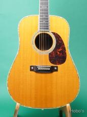 Martin D-42 (改)