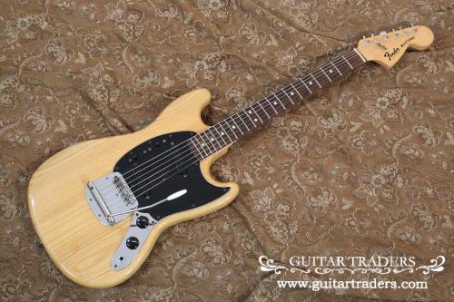 Fender 1977 Mustang