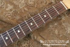 Fender 1977 Mustang_8