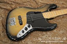 Fender 1975 Jazz Bass_10