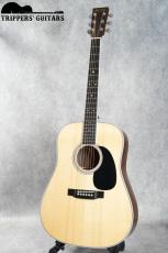 Martin D-35 Custom (2012) プレミアムグレードのイタリアンアルパインスプルースをTOPに使い、バックのセンターにキルテッドマホガニーを使った面白いカスタム品です!_2