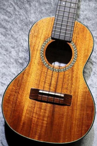 古林達郎 【USED】KC-04UK【コンサート】【ハワイアンコア】【割れ補修有】【池袋店在庫品】