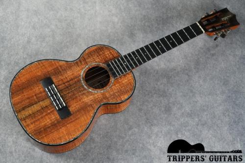 Kamaka HF-3D2I (2019) 良い杢目のHF-3D2I入荷しました!