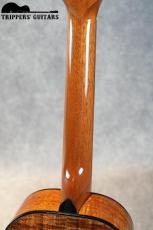 Kamaka HF-3D2I (2019) 良い杢目のHF-3D2I入荷しました!_9