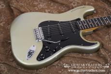 Fender 1979 25th Anniversary Stratocaster_10