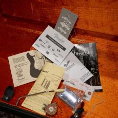 Fender American Vintage Stratocaster '70 OWT Alder/ Maple_12
