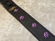 Grande uomo 【特注】黒ねこ刺繡ストラップ 足跡Verタンザナイトカラー _4