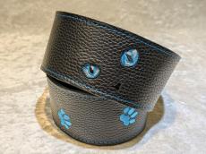 Grande uomo 【特注】黒ねこ刺繡ストラップ 足跡Verアクアマリンカラー 