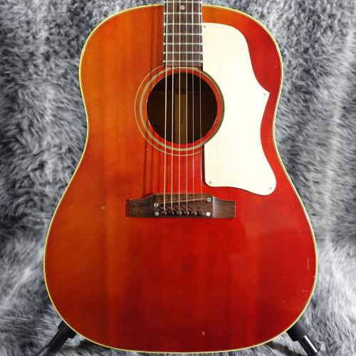 Gibson Gibson J-45 Cherry Red 1967