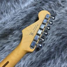 Fender Player II Stratocaster Chambered Ash Body Aged Cherry Burst_9