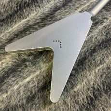 Epiphone Futura Flying V Custom Quicksilver Shift_5