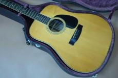 S.Yairi YD-303 / Original  S.yairi Peg・Solid Spruce Top・Side and Back Siam-Gaki (Ziricote)・Ebony Fingerboard and Bridge・White and Black Multi Binding・Under Finish Black Pick guard  【With Hard Case】  1976年製_2