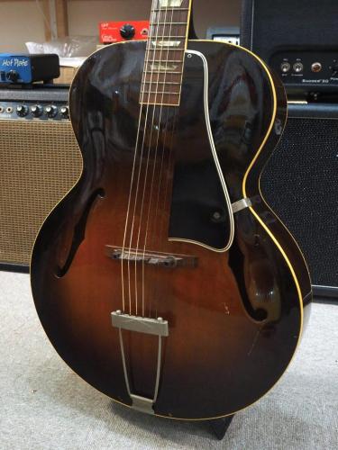 Gibson L-50