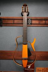 YAMAHA SLG 130NW_2