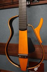 YAMAHA SLG 130NW_3