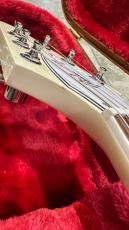 Gibson Flying V 70s Classic White 2026_10