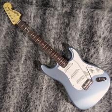 Fender FSR Collection Traditional Late 60s Stratocaster Ice Blue Metallic_2