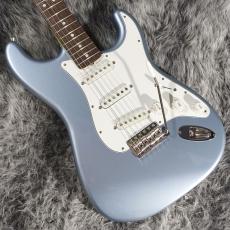 Fender FSR Collection Traditional Late 60s Stratocaster Ice Blue Metallic_3
