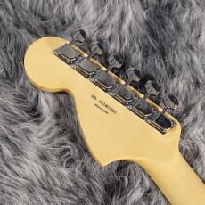 Fender FSR Collection Traditional Late 60s Stratocaster Ice Blue Metallic_9