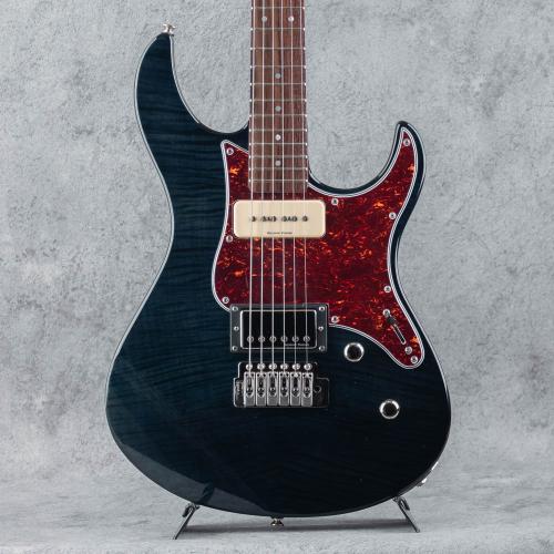 YAMAHA PACIFICA611VFM Translucent Black