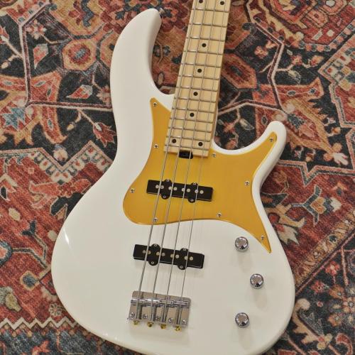 Aria Pro II RSB-618/4 WH (White) 【中古品】