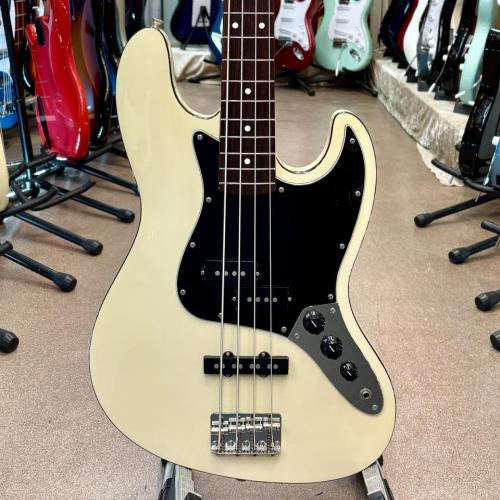 Fender Japan AJB