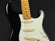 Fender American Professional II Stratocaster Maple Fingerboard ~Black~_4