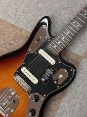Fender American Professional Classic Jaguar, Rosewood Fingerboard, 3-Color Sunburst_6