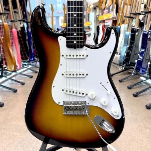 Fender Japan ST62-US