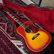 Gibson 1967 Hummingbird Cherry Sunburst_2