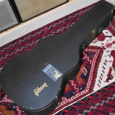 Gibson 1967 Hummingbird Cherry Sunburst_11