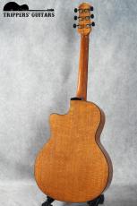 Nishihara Guitars RN00 (2017)　強烈なフィドルバックホンジュラスマホガニーが使われたスモールサイズのギターで、使用感のほとんどないミントコンディションです!_3